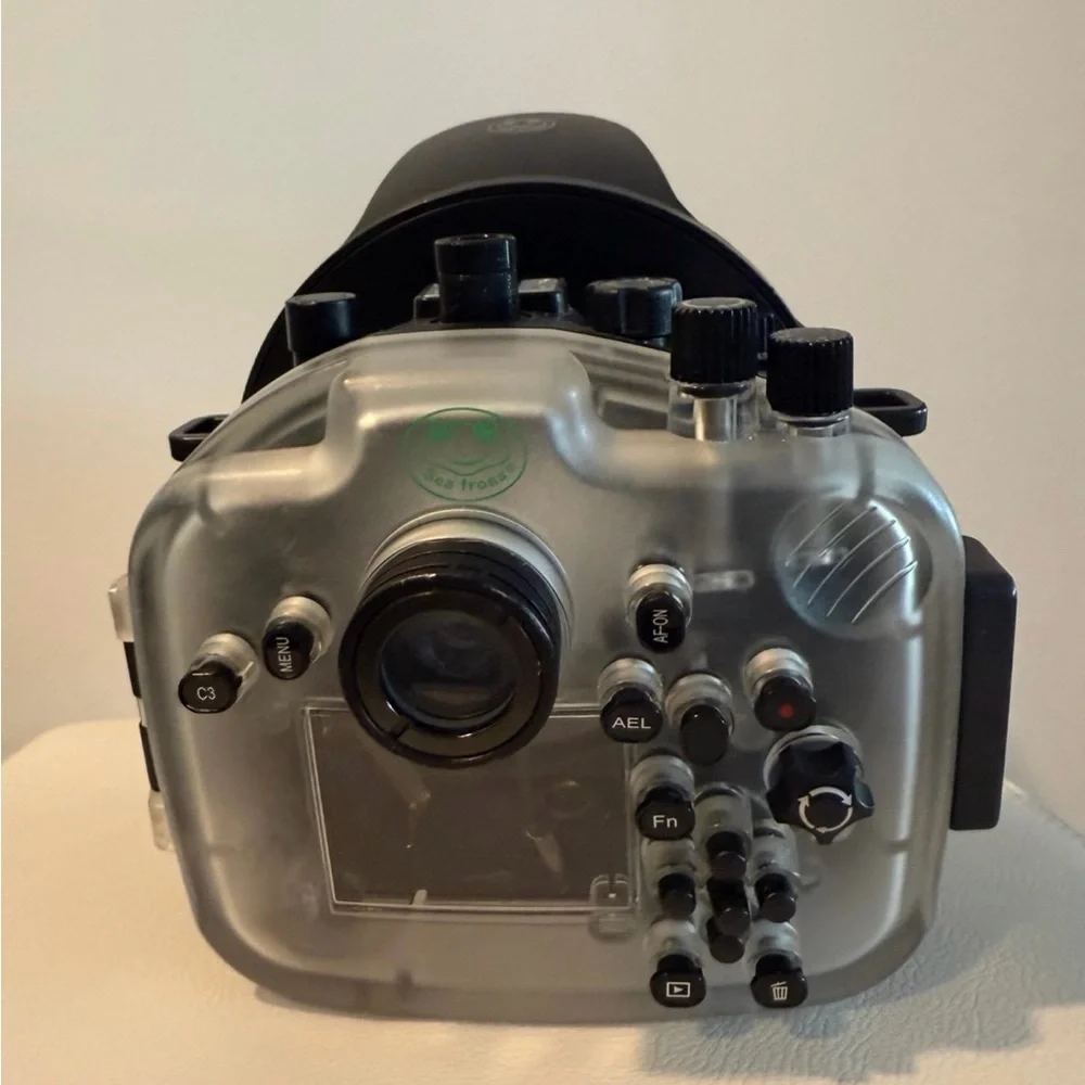 Seafrog Sony A75lll 40M/130FT Underwater Camera housing